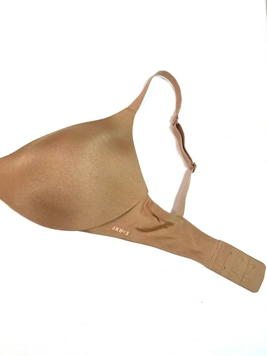 Skims Wireless Form Super Push-up T-shirt Bra 

Size 34DD Bra Size - Picture 12 of 14